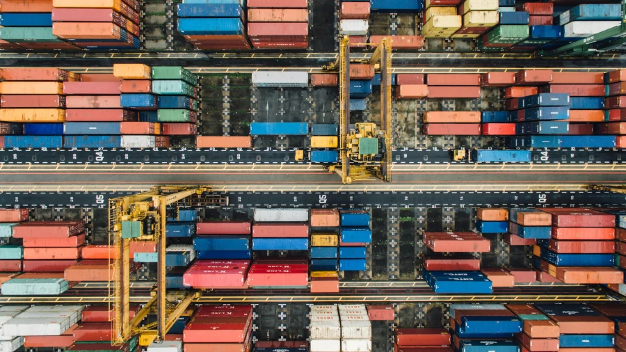 Integrated Logistics Solution: Empowering DaiGou Express with Real-Time Tracking and Pricing